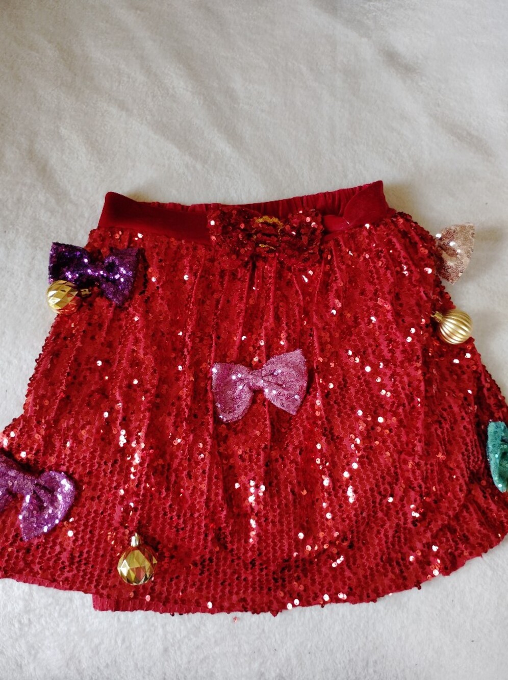 Love On A Hanger Christmas Sequin Skirt Festive Bows Holiday Party Mini L